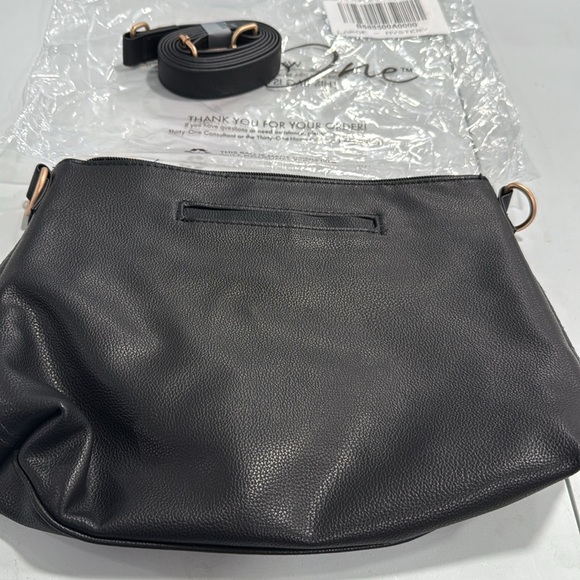 Thirty-One Black Crossbody Bag NWOT - Picture 4 of 7